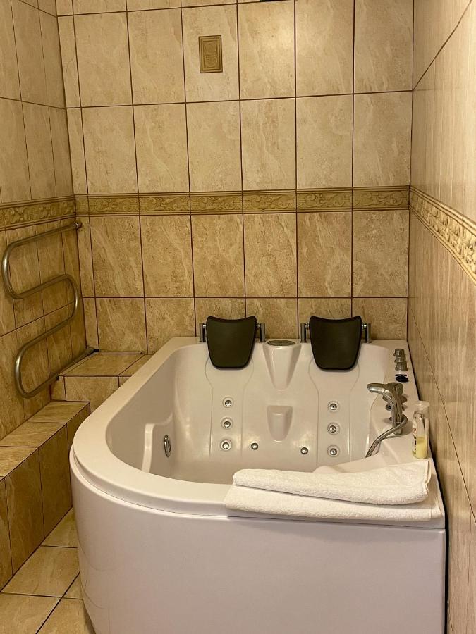 Taurage Hotel 외부 사진